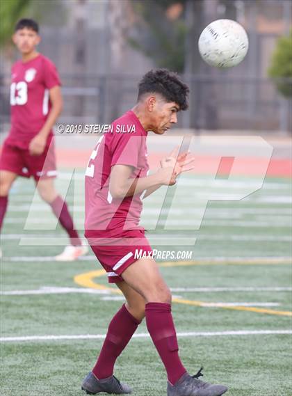 Thumbnail 2 in Calexico vs. Eastlake (Grossmont Holiday Tournament) photogallery.