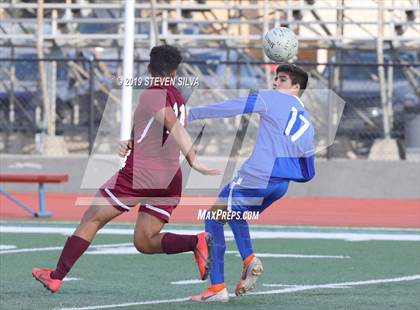 Thumbnail 2 in Calexico vs. Eastlake (Grossmont Holiday Tournament) photogallery.