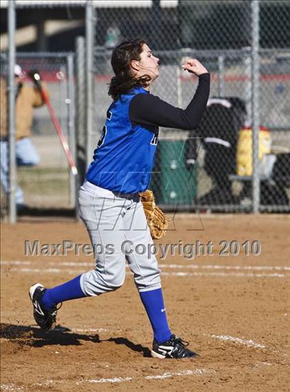 Thumbnail 3 in Weatherford vs. Euless Trinity (Brewer Tournament) photogallery.
