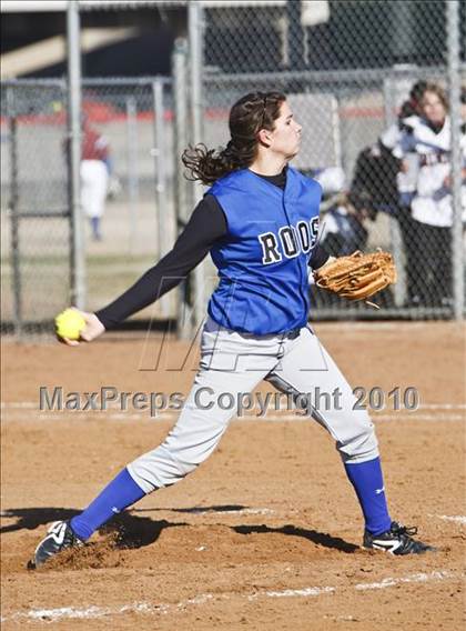 Thumbnail 2 in Weatherford vs. Euless Trinity (Brewer Tournament) photogallery.