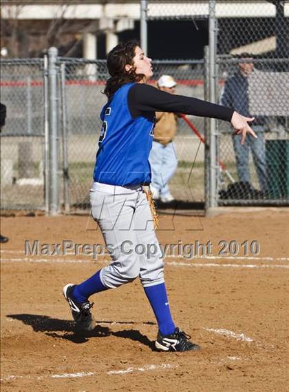 Thumbnail 1 in Weatherford vs. Euless Trinity (Brewer Tournament) photogallery.