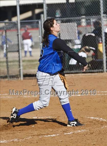 Thumbnail 3 in Weatherford vs. Euless Trinity (Brewer Tournament) photogallery.