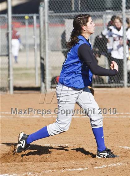 Thumbnail 3 in Weatherford vs. Euless Trinity (Brewer Tournament) photogallery.