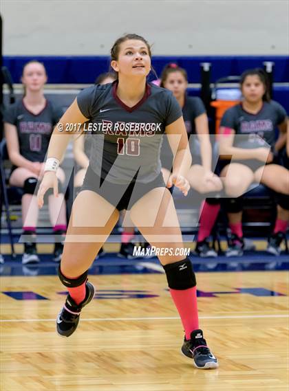 Thumbnail 3 in Marshall vs. Brandeis photogallery.