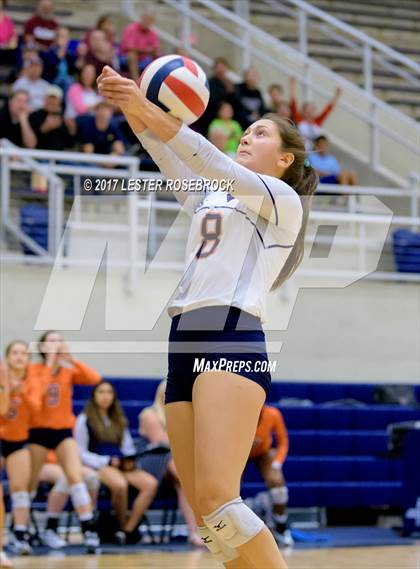 Thumbnail 3 in Marshall vs. Brandeis photogallery.