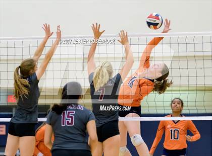 Thumbnail 3 in Marshall vs. Brandeis photogallery.