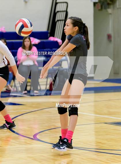 Thumbnail 3 in Marshall vs. Brandeis photogallery.