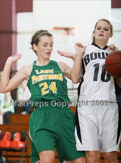 Thumbnail 2 in North Hills vs Bowie (Fantasy of Lights Tournament) photogallery.