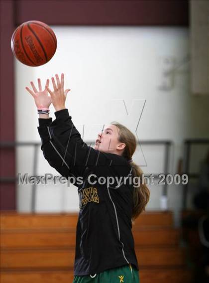 Thumbnail 3 in North Hills vs Bowie (Fantasy of Lights Tournament) photogallery.