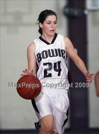 Thumbnail 3 in North Hills vs Bowie (Fantasy of Lights Tournament) photogallery.