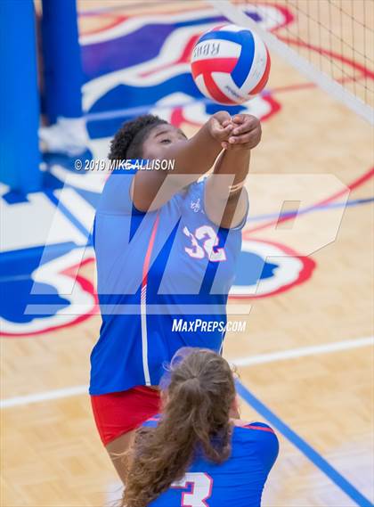 Thumbnail 3 in Hixson vs Red Bank (Choo Choo Classic) photogallery.