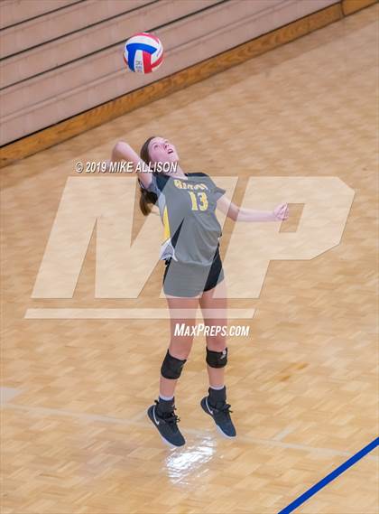 Thumbnail 2 in Hixson vs Red Bank (Choo Choo Classic) photogallery.