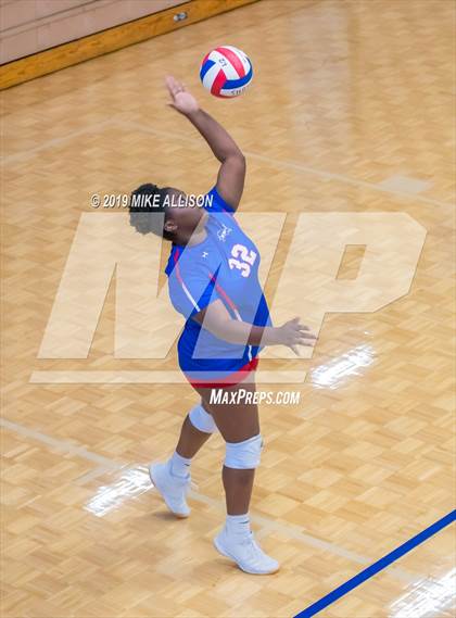 Thumbnail 3 in Hixson vs Red Bank (Choo Choo Classic) photogallery.