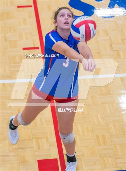 Thumbnail 1 in Hixson vs Red Bank (Choo Choo Classic) photogallery.