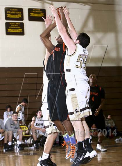 Thumbnail 3 in Spring Valley @ Clarkstown South photogallery.