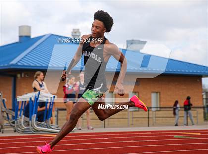Thumbnail 1 in Dickinson C.L. Hanna Gator Relays photogallery.