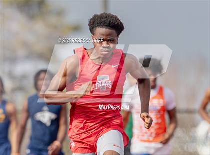 Thumbnail 3 in Dickinson C.L. Hanna Gator Relays photogallery.