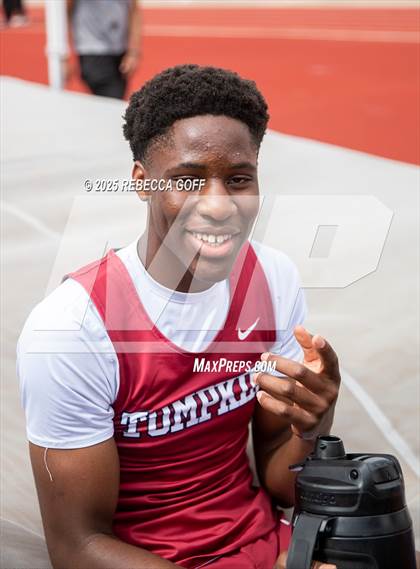 Thumbnail 2 in Dickinson C.L. Hanna Gator Relays photogallery.