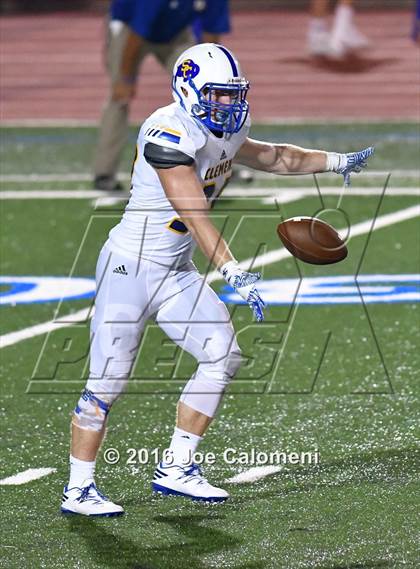 Thumbnail 1 in Clemens @ MacArthur [Douglas] photogallery.