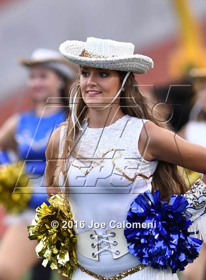 Thumbnail 1 in Clemens @ MacArthur [Douglas] photogallery.