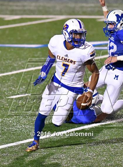 Thumbnail 1 in Clemens @ MacArthur [Douglas] photogallery.