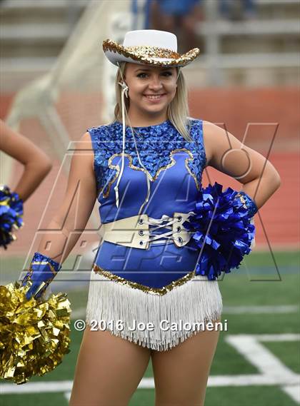 Thumbnail 1 in Clemens @ MacArthur [Douglas] photogallery.