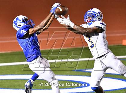 Thumbnail 2 in Clemens @ MacArthur [Douglas] photogallery.
