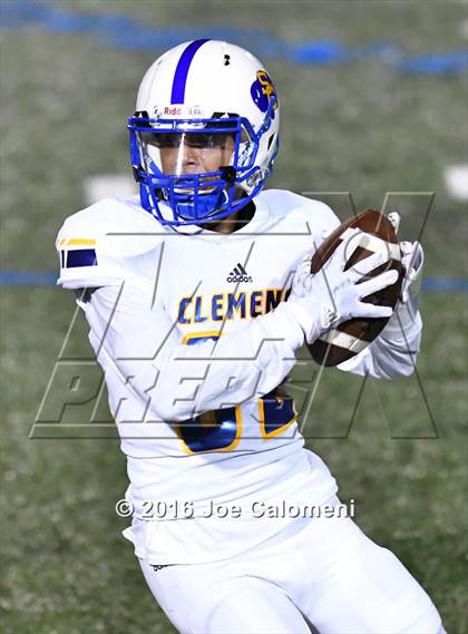 Thumbnail 3 in Clemens @ MacArthur [Douglas] photogallery.