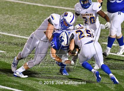 Thumbnail 1 in Clemens @ MacArthur [Douglas] photogallery.