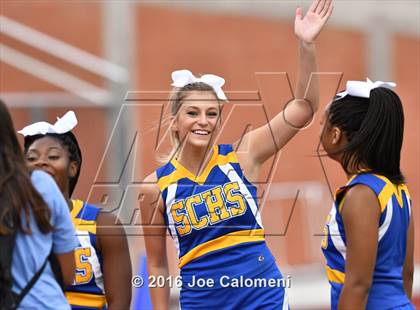 Thumbnail 1 in Clemens @ MacArthur [Douglas] photogallery.