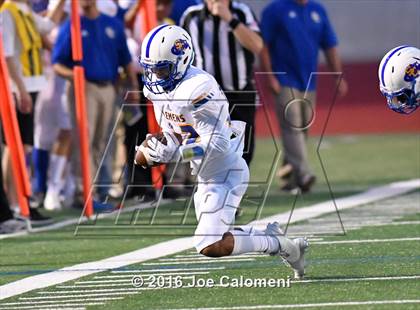 Thumbnail 3 in Clemens @ MacArthur [Douglas] photogallery.