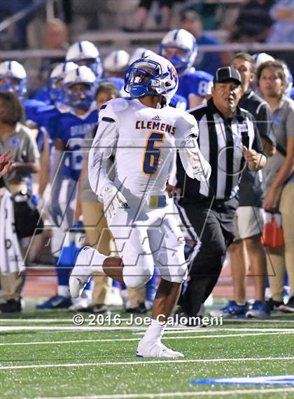 Thumbnail 2 in Clemens @ MacArthur [Douglas] photogallery.