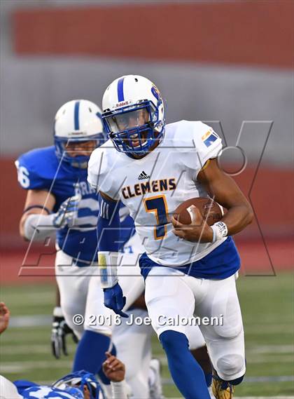 Thumbnail 2 in Clemens @ MacArthur [Douglas] photogallery.