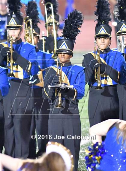 Thumbnail 2 in Clemens @ MacArthur [Douglas] photogallery.