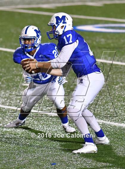Thumbnail 1 in Clemens @ MacArthur [Douglas] photogallery.