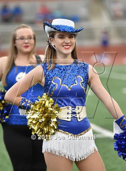 Thumbnail 3 in Clemens @ MacArthur [Douglas] photogallery.