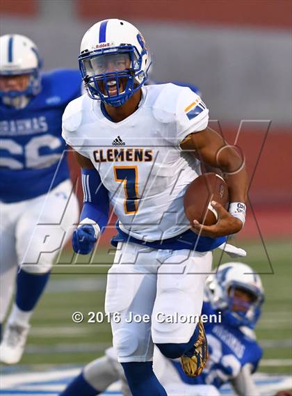 Thumbnail 1 in Clemens @ MacArthur [Douglas] photogallery.