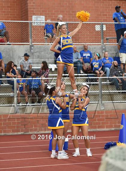 Thumbnail 3 in Clemens @ MacArthur [Douglas] photogallery.