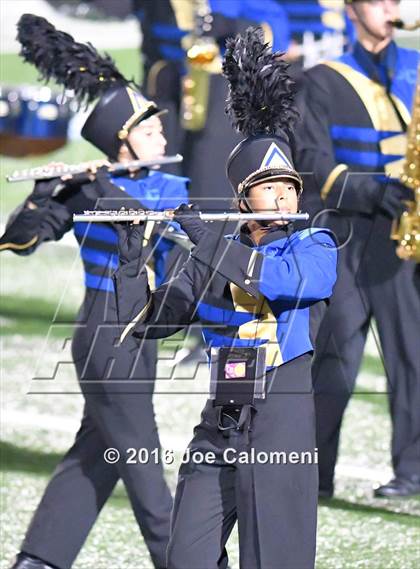 Thumbnail 3 in Clemens @ MacArthur [Douglas] photogallery.