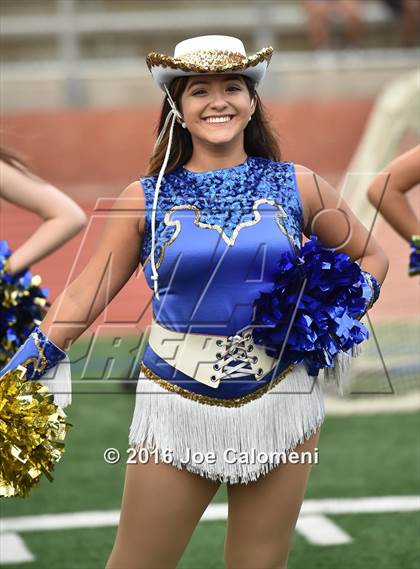 Thumbnail 2 in Clemens @ MacArthur [Douglas] photogallery.