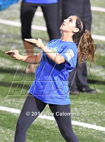 Thumbnail 1 in Clemens @ MacArthur [Douglas] photogallery.