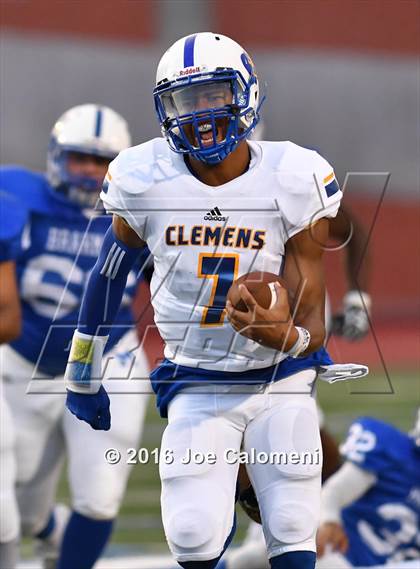Thumbnail 3 in Clemens @ MacArthur [Douglas] photogallery.