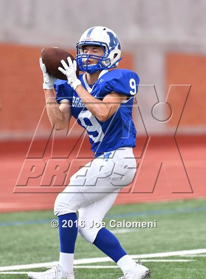 Thumbnail 2 in Clemens @ MacArthur [Douglas] photogallery.