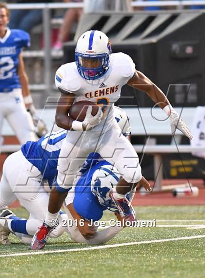 Thumbnail 2 in Clemens @ MacArthur [Douglas] photogallery.