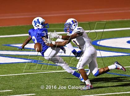 Thumbnail 1 in Clemens @ MacArthur [Douglas] photogallery.