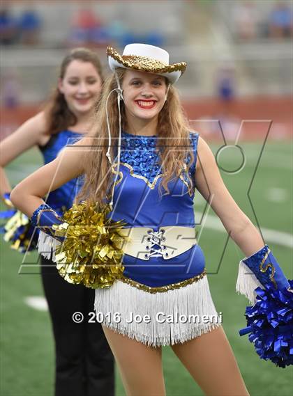 Thumbnail 1 in Clemens @ MacArthur [Douglas] photogallery.
