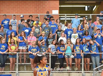 Thumbnail 1 in Clemens @ MacArthur [Douglas] photogallery.