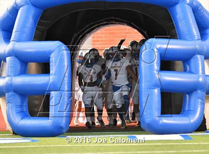 Thumbnail 3 in Clemens @ MacArthur [Douglas] photogallery.