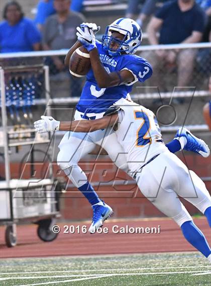 Thumbnail 2 in Clemens @ MacArthur [Douglas] photogallery.