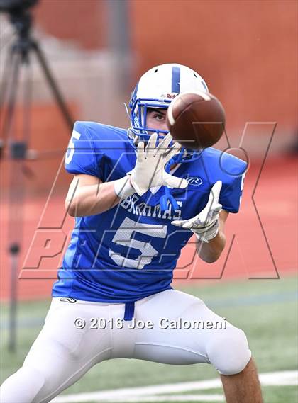 Thumbnail 1 in Clemens @ MacArthur [Douglas] photogallery.